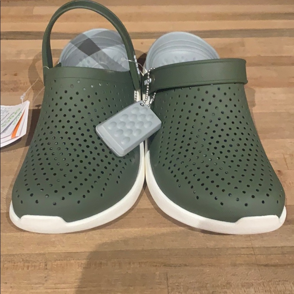 Crocs women shoes size 7